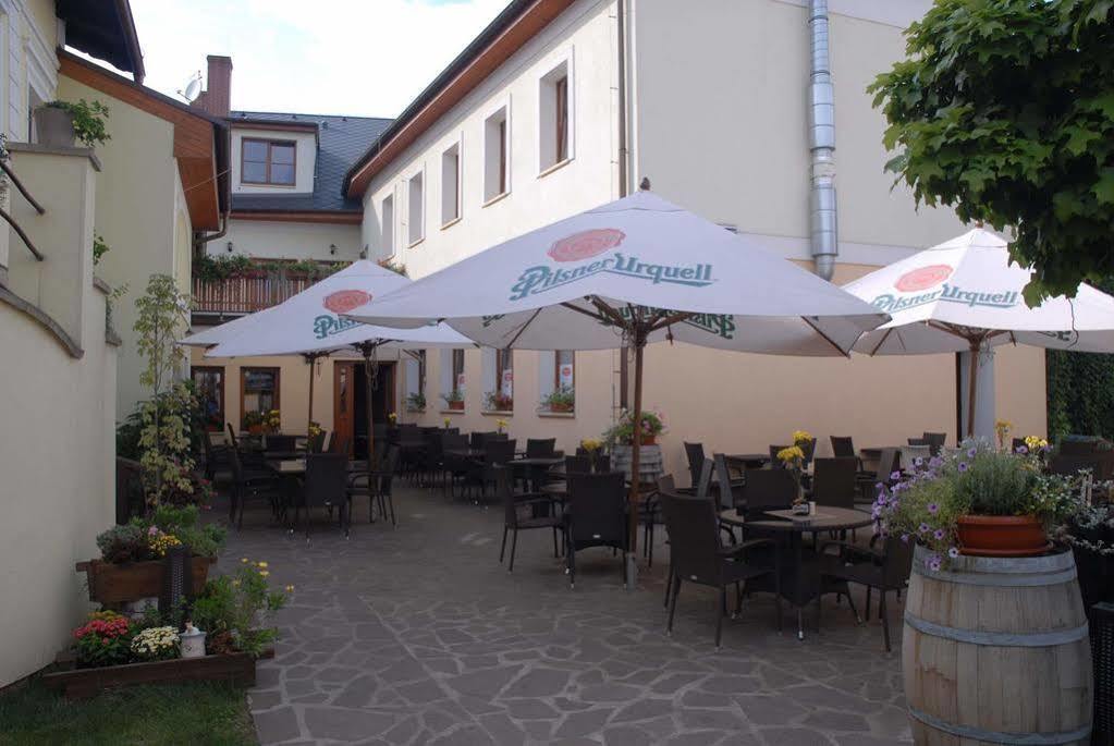 Hotel Posta Sobotka Exterior photo