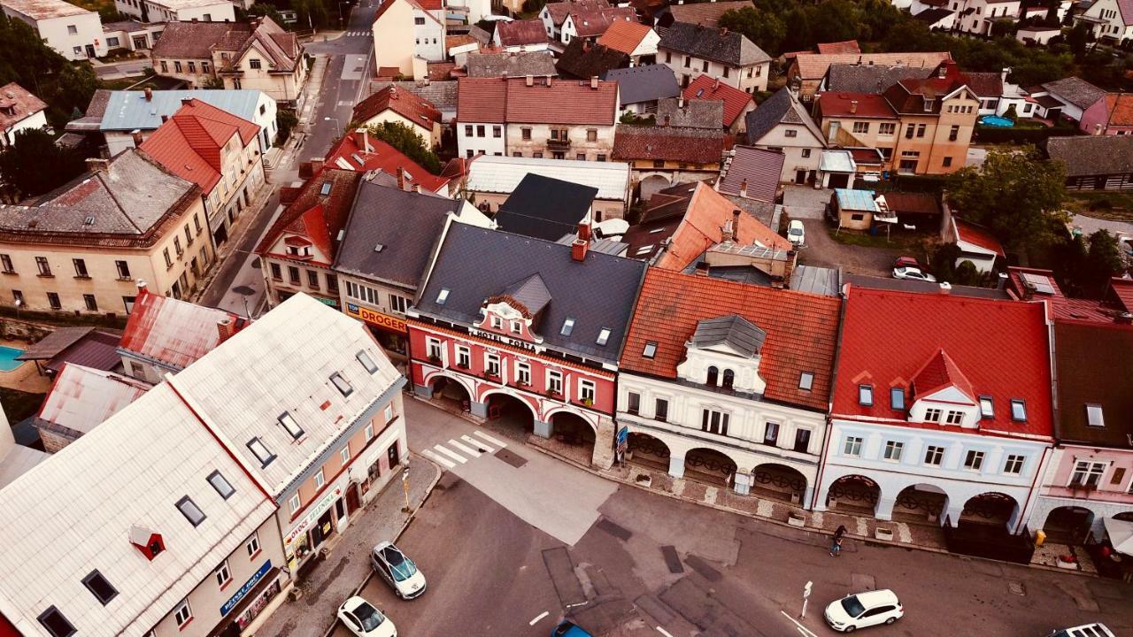 Hotel Posta Sobotka Exterior photo